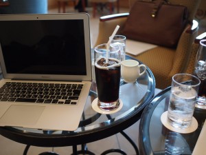 数ヶ月に一回は、ホテルのラウンジで打合せをしてコンフォートゾーンから脱却を意識しよう