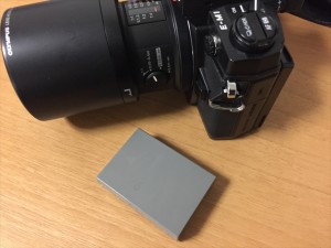 E-M1の不調に引き続き、予備のバッテリーも一つ無くした。