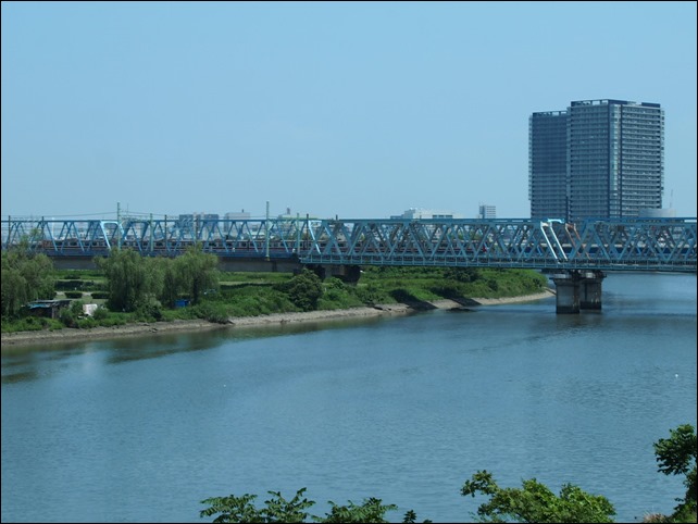 高層マンションが見える風景