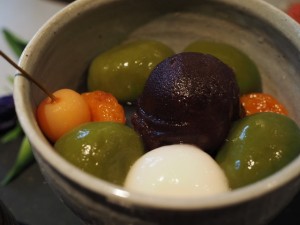 鎌倉 『茶房 雲母（きらら）』ピンポン玉並！ホクホクの白玉が美味しい甘味処