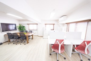 私がレンタルオフィスを引き払って、自宅をオフィスとして活動を始めた理由