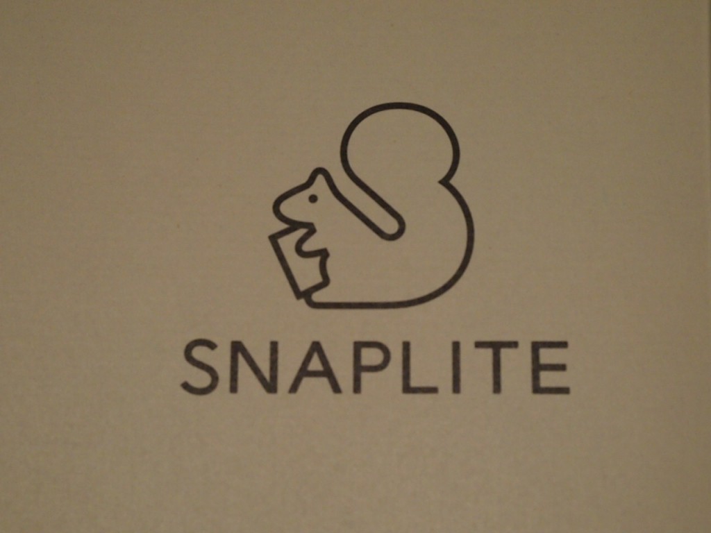 SnapLite 到着! まずは開封からライト機能を試す