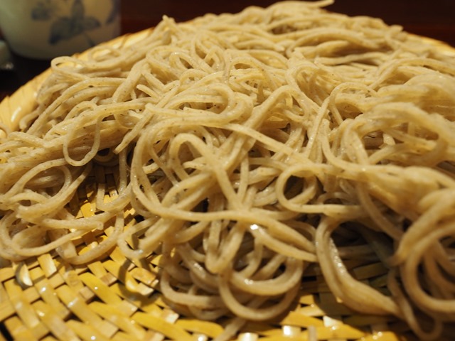 高遠 壱刻(いっこく) 香味大根の絞り汁と味噌を混ぜ合わせて食べる高遠そばの香りが最高!